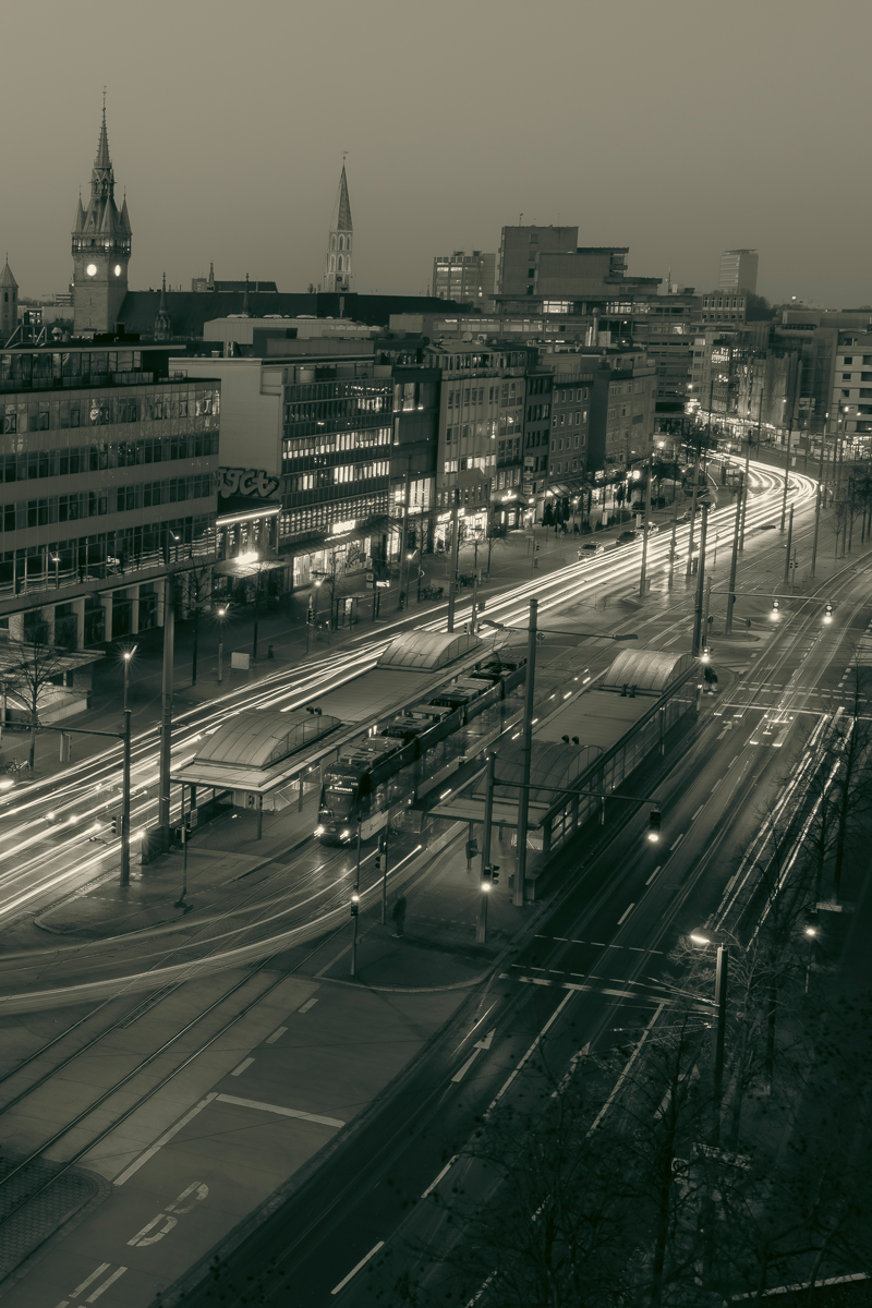 Langzeitfotografie einer Innenstadt