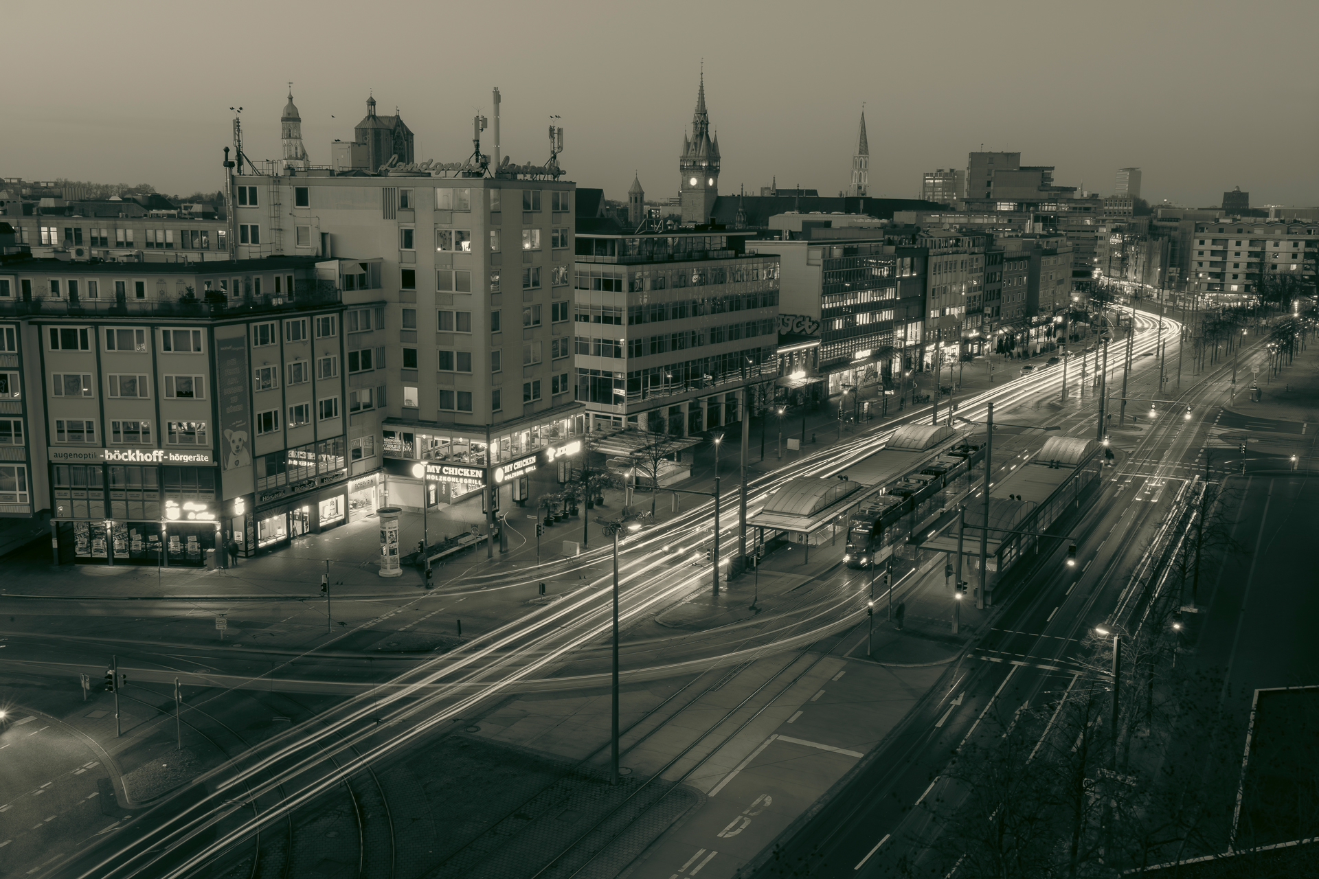 Langzeitfotografie einer Innenstadt